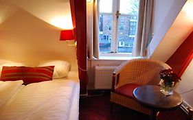 Amsterdam House Hotel
